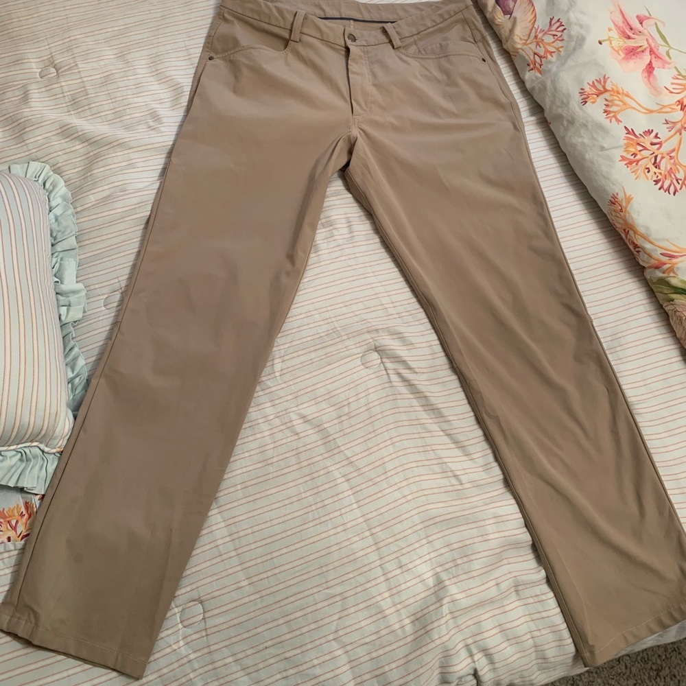 Men’s size 36x31 ABC pants